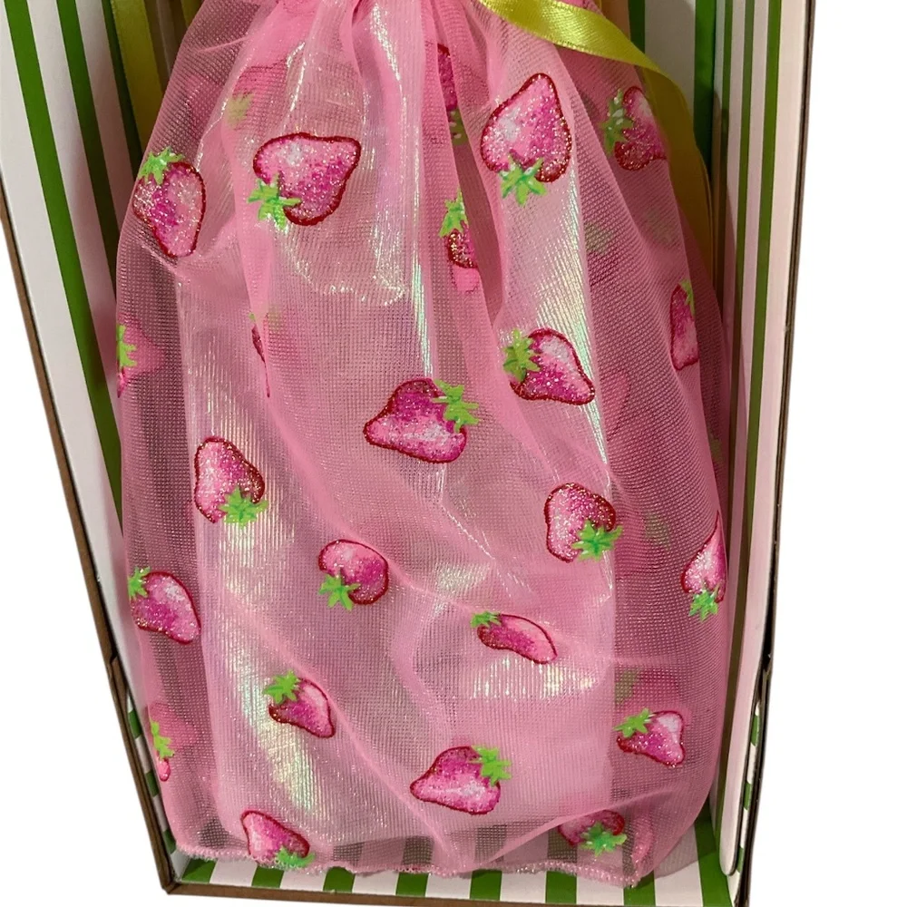 Avon Exclusive Strawberry Sorbet Barbie Doll Special Edition 1998 Mattel - Picture 3 of 9